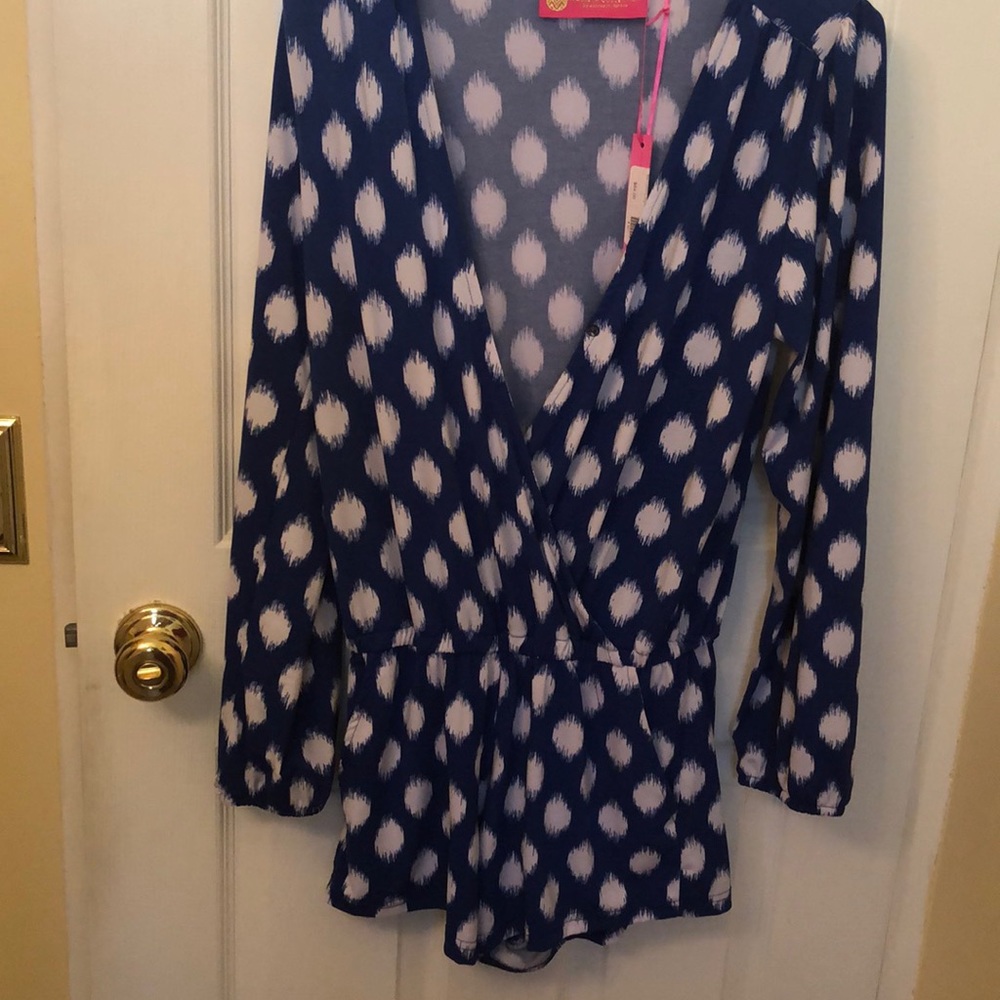 Macbeth Collection NWT woman romper size small.
